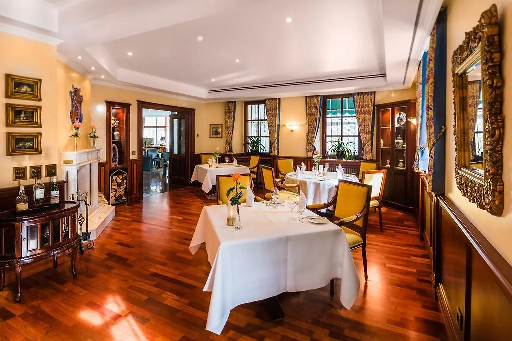 Hotel Villa Marburg im Park Heigenbruecken 4*,